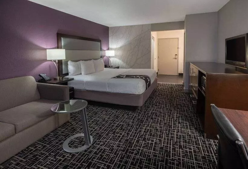 اتاق استاندارد با تخت بزرگ, La Quinta Inn & Suites By Wyndham Fort Collins, Colorado