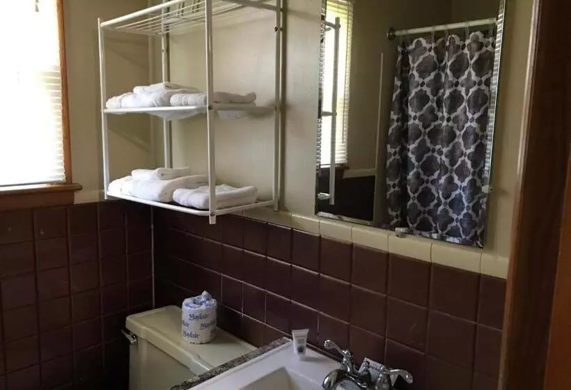 اتاق استاندارد با تخت بزرگ, Motel Grand