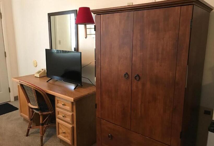 キングサイズベッドのスタンダードルーム, Motel Grand