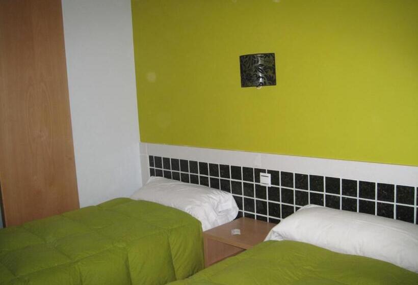 اتاق استاندارد, Hostal Ducal Ii