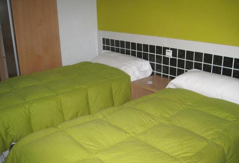 スタンダードルーム, Hostal Ducal Ii