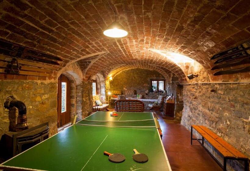 Номер Стандарт, Masia La Canal
