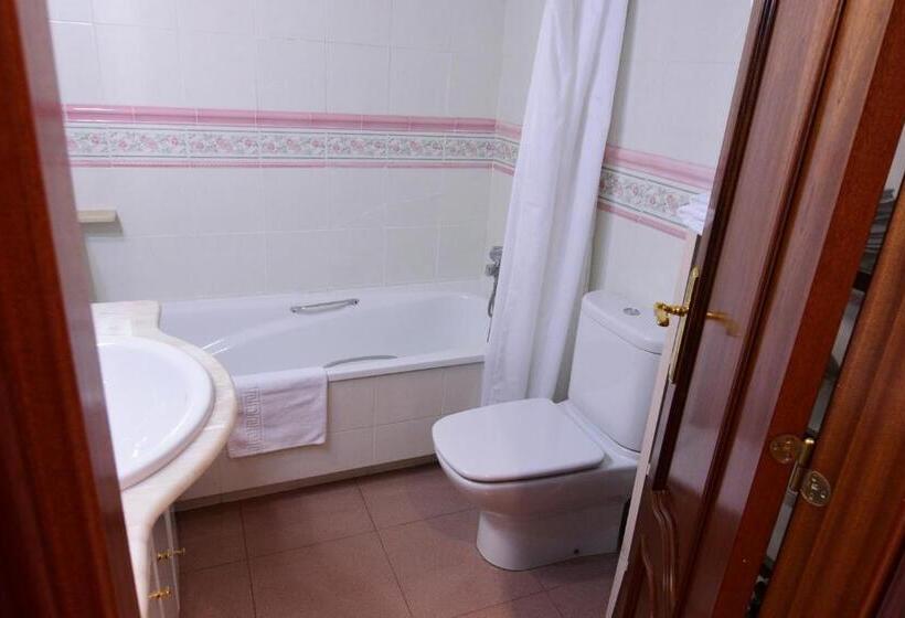 标准间, Pensió Viladomat