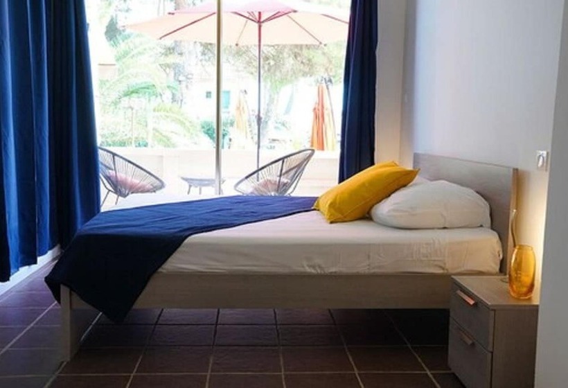 اتاق خانوادگی, Le Ceinturon