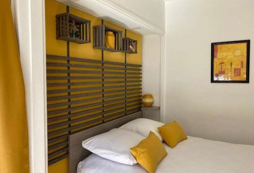 اتاق استاندارد با تراس و چشم‌انداز دریا, Le Ceinturon