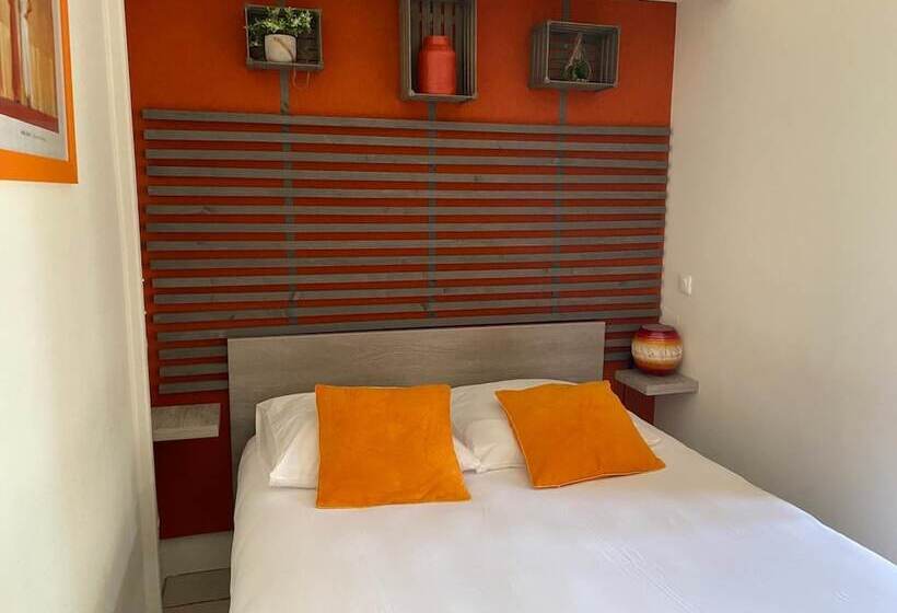 اتاق استاندارد با تراس و چشم‌انداز دریا, Le Ceinturon