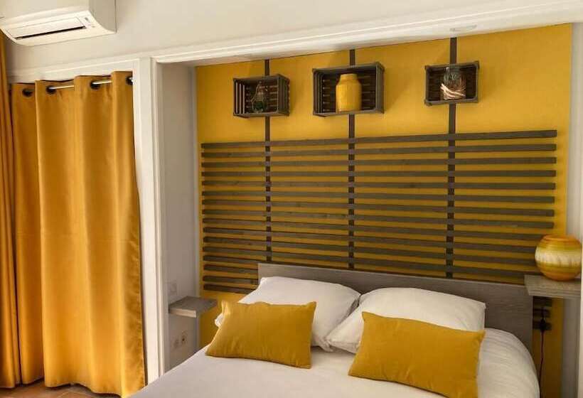 스탠다드 테라스 룸 바다 전망, Le Ceinturon