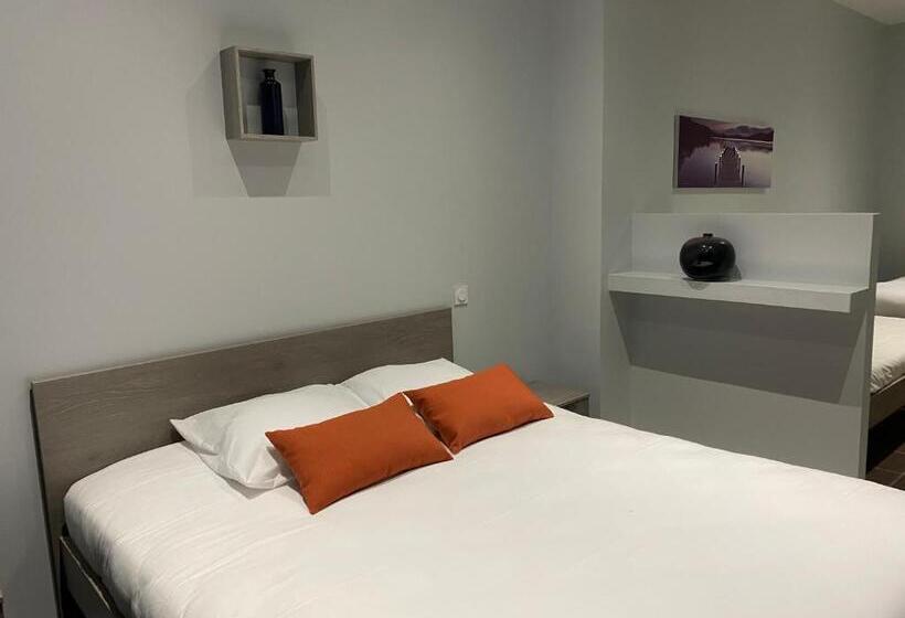 اتاق خانوادگی, Le Ceinturon