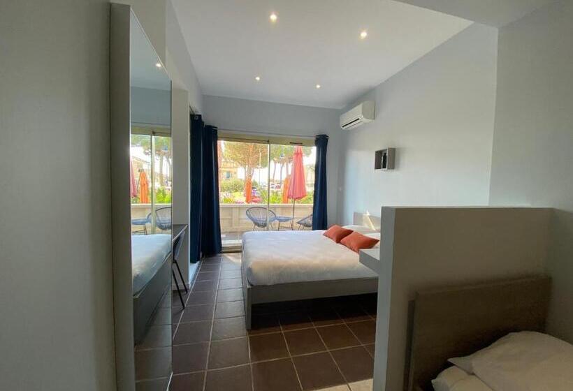 اتاق خانوادگی, Le Ceinturon