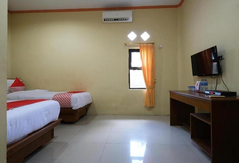 Номер Стандарт, Oyo 2025 Wisma Musdalifa