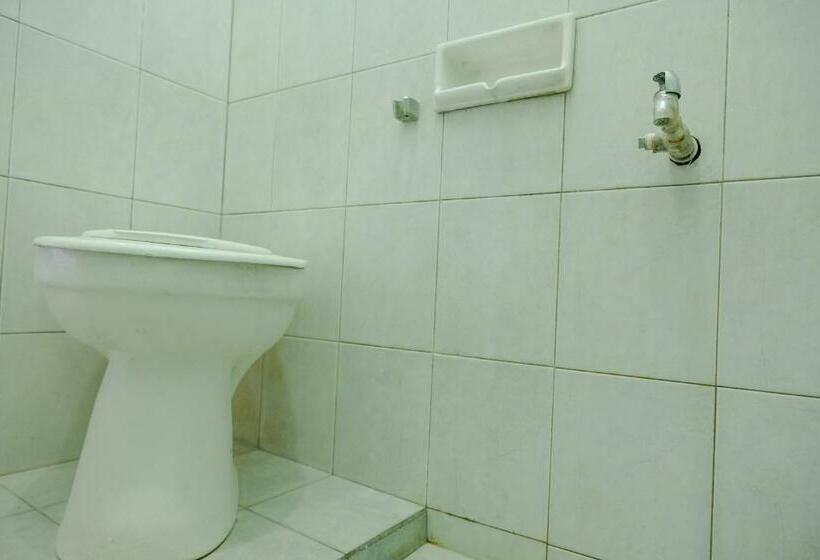 Quarto standard, Spot On 2046 Villa Hardi