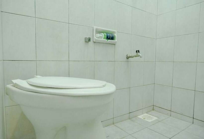 Quarto standard, Spot On 2046 Villa Hardi