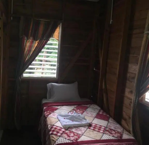 シングルデラックスルーム, Matus Guest House