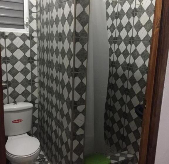 اتاق لوکس, Matus Guest House
