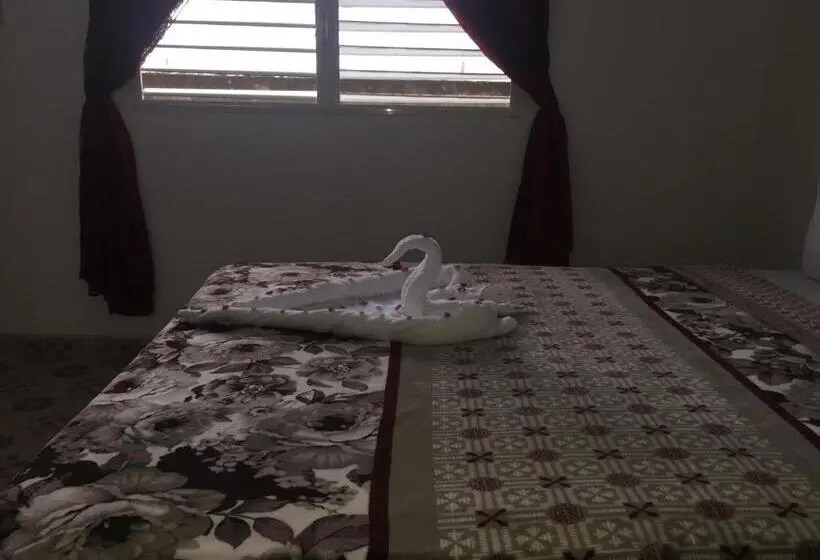 トリプルクラシックルーム, Matus Guest House