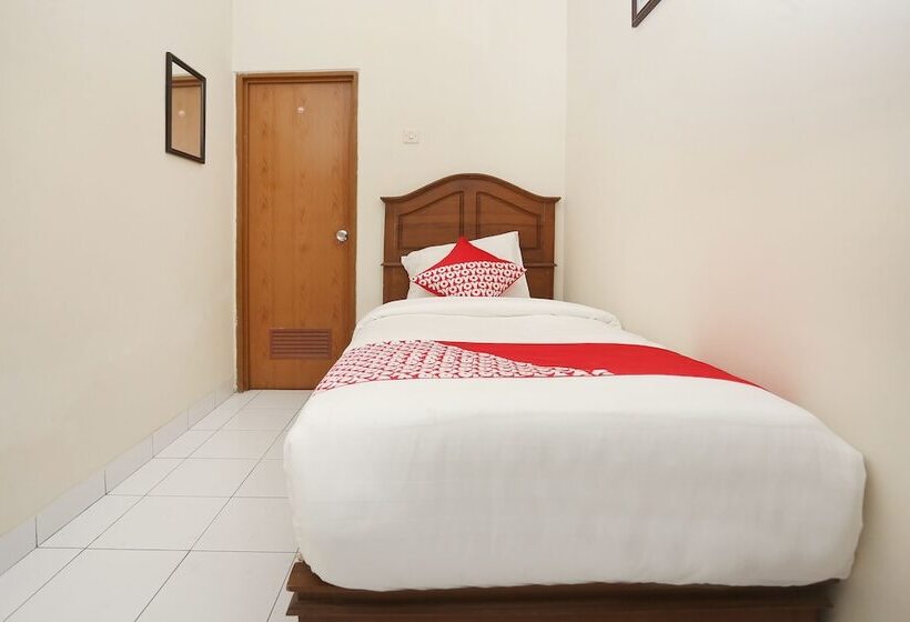 غرفة قياسية, Oyo 1959 Penginapan Kepurun Pawana Indonesia