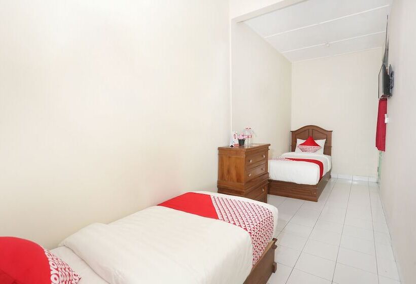 غرفة قياسية, Oyo 1959 Penginapan Kepurun Pawana Indonesia