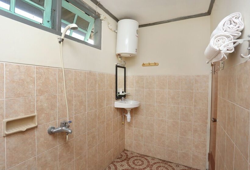 غرفة قياسية, Oyo 1959 Penginapan Kepurun Pawana Indonesia