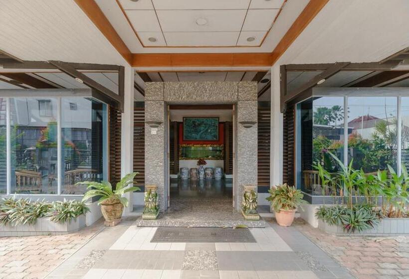 スタンダードルーム, Reddoorz Near Transmart Pangkal Pinang