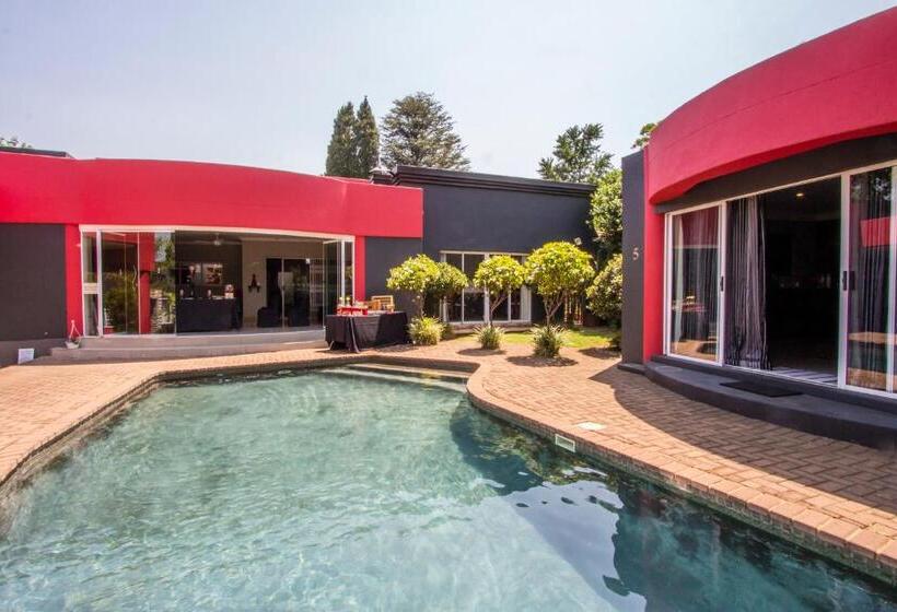 キングサイズベッドのスイートルーム, New Bali Guesthouse