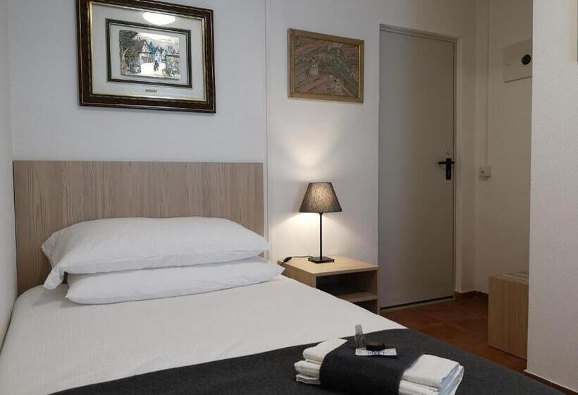 غرفة إقتصادية, Elvezia Self Check In