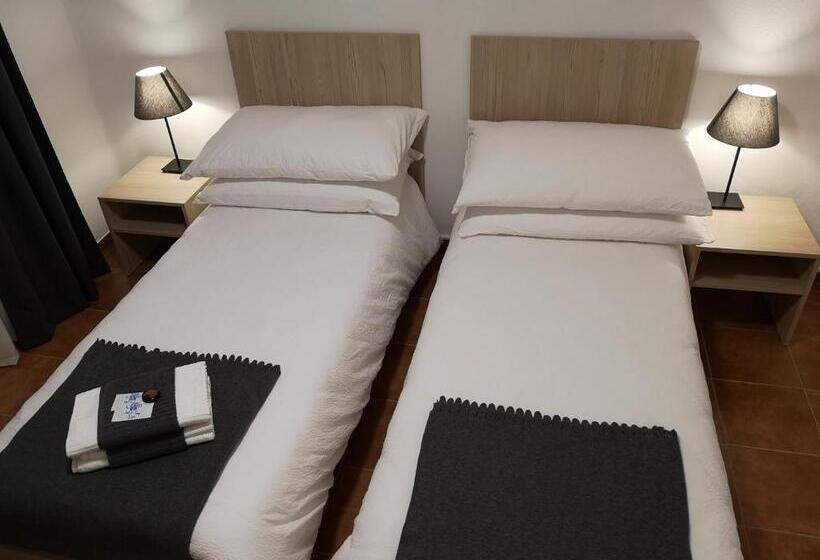 غرفة قياسية, Elvezia Self Check In