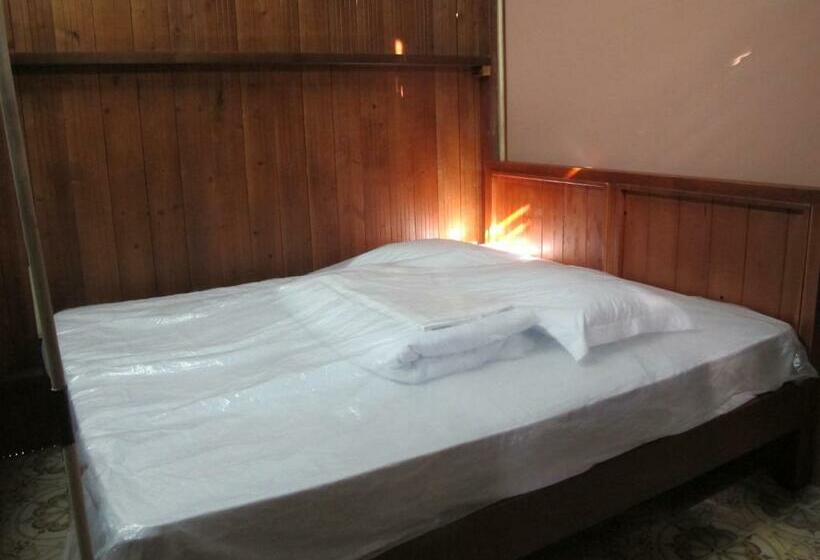 Standard Szoba King Size Bed, Homestay Xóm Dừa Nước