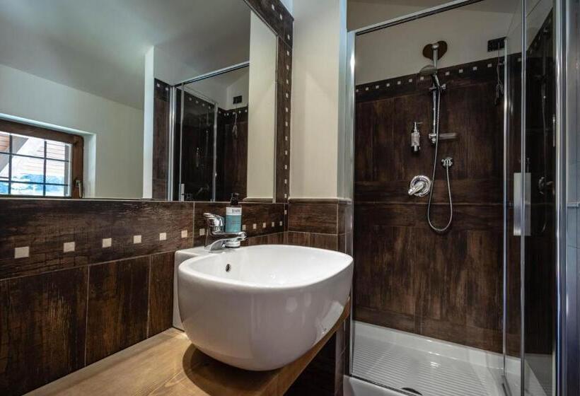 스탠다드 룸 킹사이즈 침대, Alpine Forest