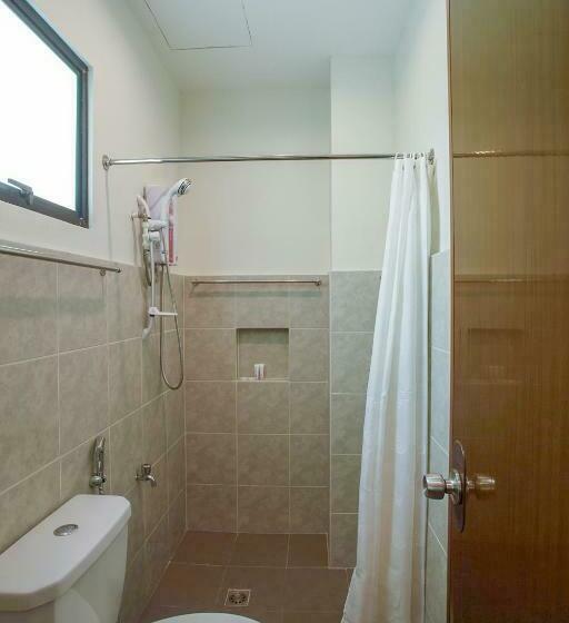 חדר דלוקס, Oyo 421 Deck 360 Dormitel