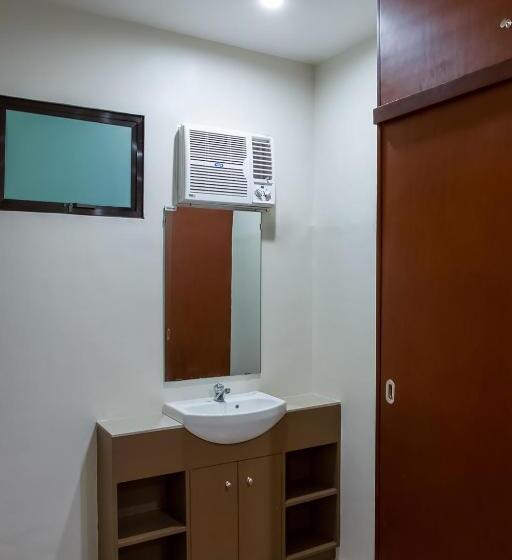 חדר סטנדרט יחיד, Oyo 421 Deck 360 Dormitel