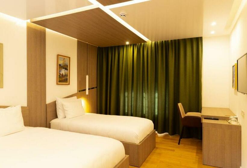 اتاق استاندارد, Star Hill