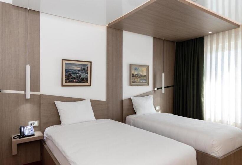 اتاق استاندارد, Star Hill