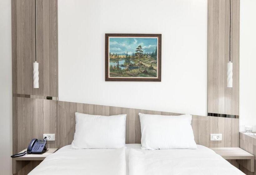 اتاق لوکس با بالکن, Star Hill