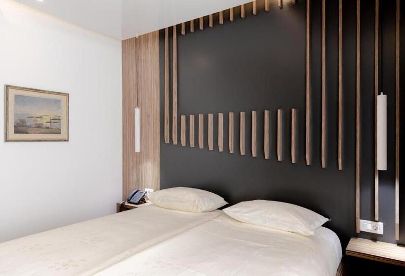 سوییت, Star Hill