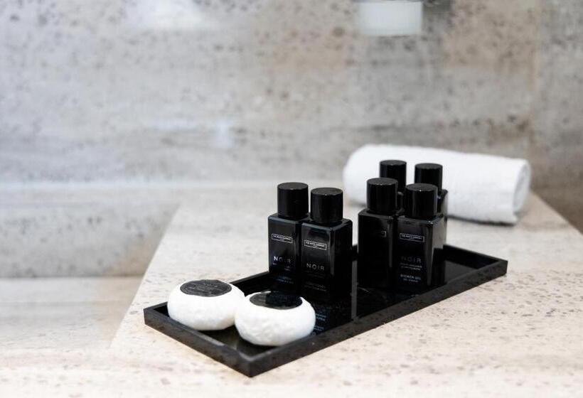 سوییت سوپریور, Star Hill