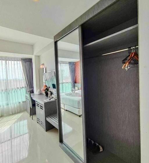 اتاق استاندارد, The Thames Pool Access Resort & Villa   Sha Extra Plus