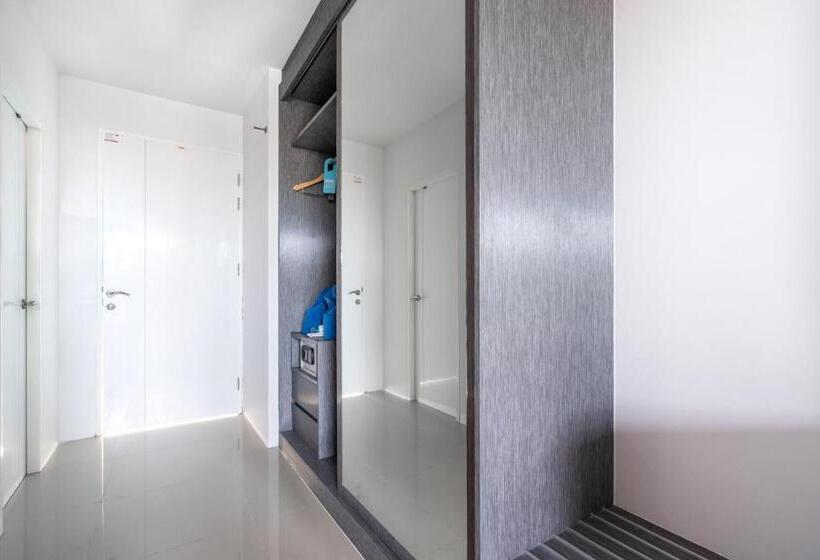 اتاق لوکس, The Thames Pool Access Resort & Villa Sha Extra Plus