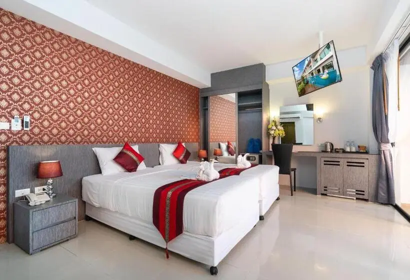 اتاق استاندارد چهارنفره با بالکن, The Thames Pool Access Resort & Villa   Sha Extra Plus