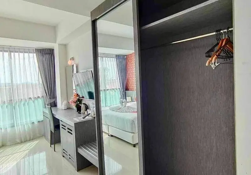 اتاق استاندارد, The Thames Pool Access Resort & Villa   Sha Extra Plus