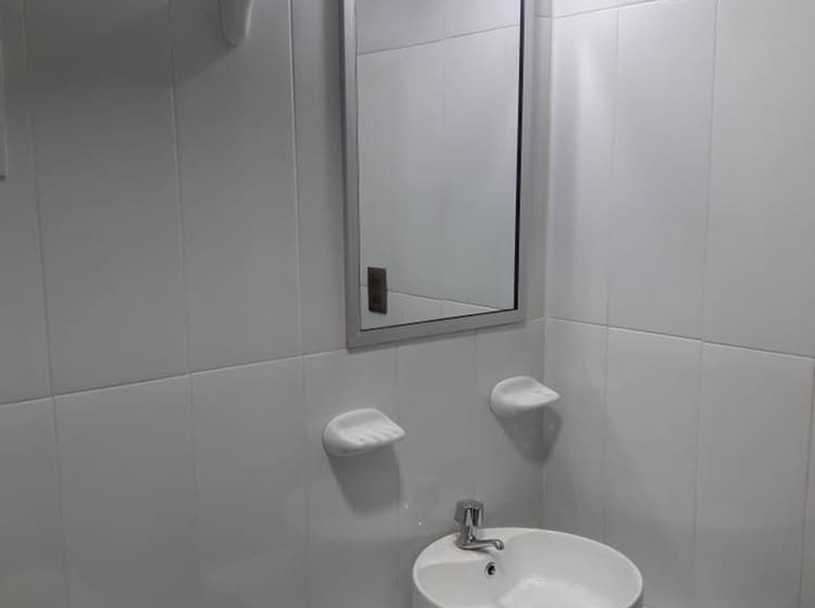 اتاق استاندارد یک نفره, Hostal Jerian