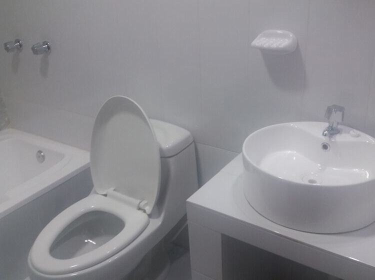 اتاق استاندارد یک نفره, Hostal Jerian