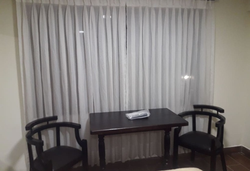 اتاق خانوادگی, Hostal Jerian