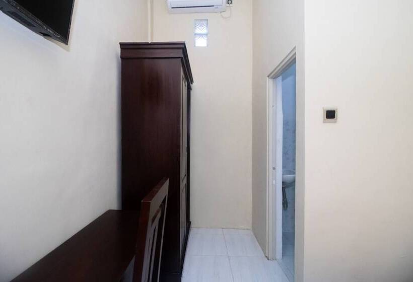 Номер Стандарт, Reddoorz Syariah Near Universitas 17 Agustus Banyuwangi