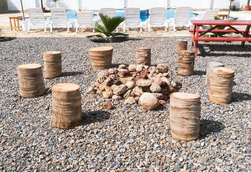 سوئیت با تخت بزرگ, Los Vientos De Vichayito