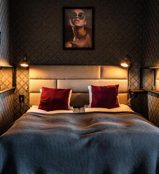 חדר דלוקס עם מרפסת, L Carl Friman