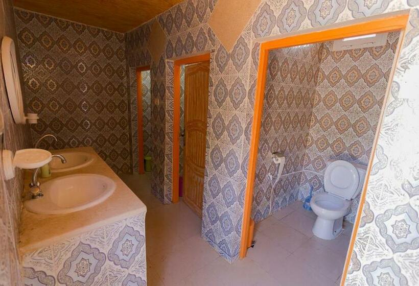 اتاق خانوادگی, L Oasis