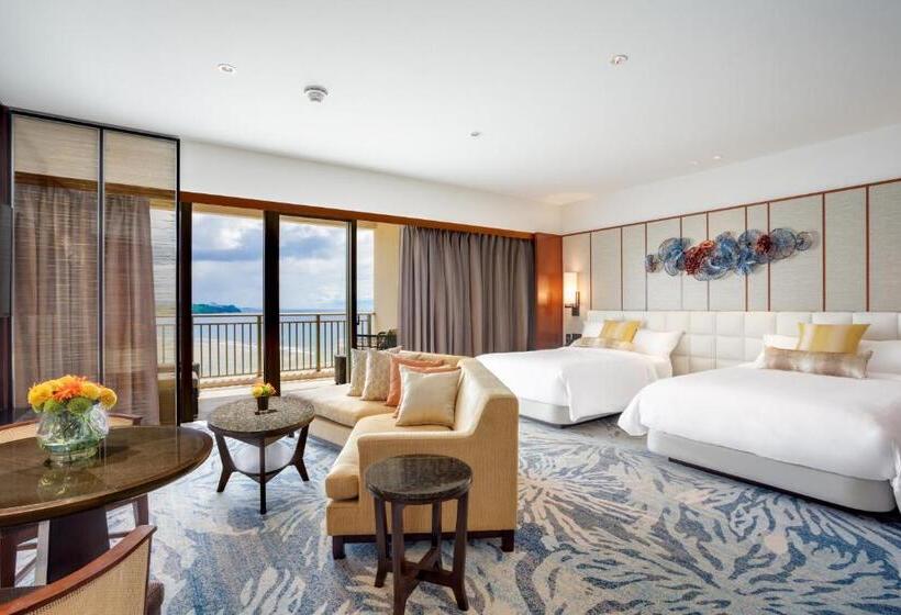 Полулюкс Клуб, The Tsubaki Tower