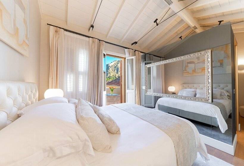 Люкс Повышенной Комфортности, Castellano Hotel & Suites