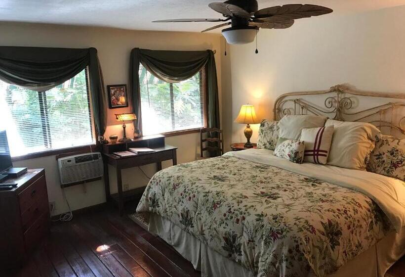 キングサイズベッドのスタンダードルーム, Hale Maluhia Country Inn