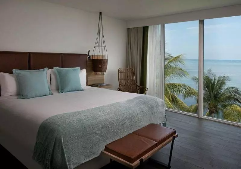 キングサイズベッドのスタンダードルーム, Amara Cay Resort